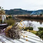 Hébergement de vacances Temo River House Romantic Balcony And Peaceful Retreat In The Heart Of